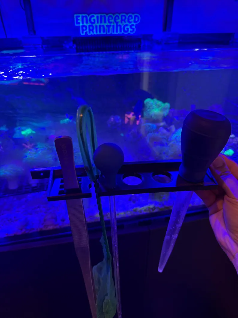 Aquarium tool holder