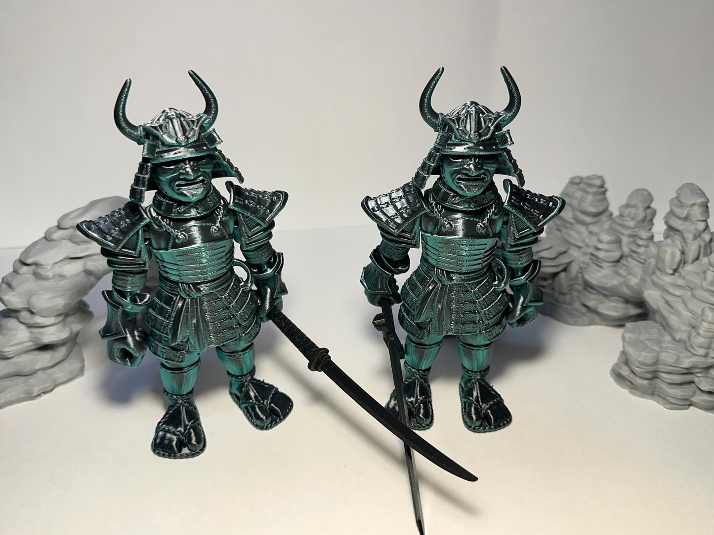 3d printed Articulated Flexi Samurai and weapons caches